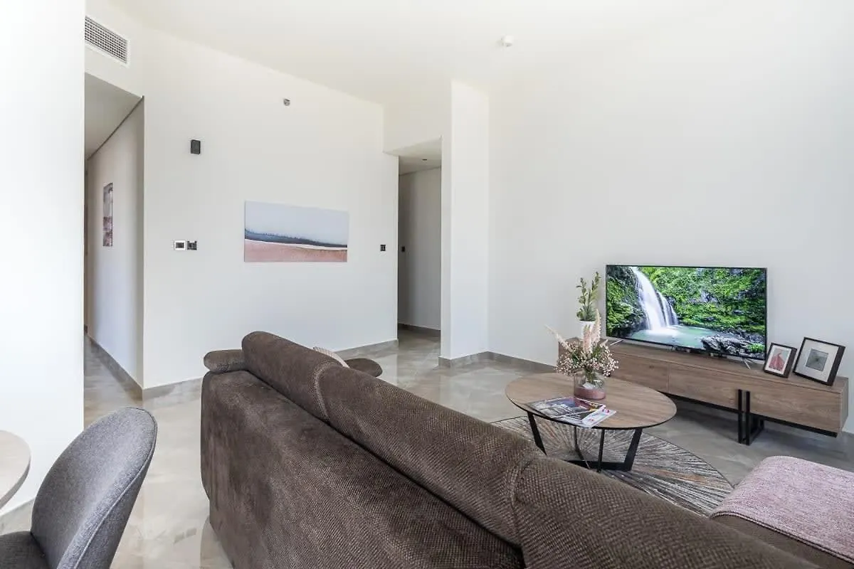 Frank Porter - Majestique Residence Dubai Birleşik Arap Emirlikleri